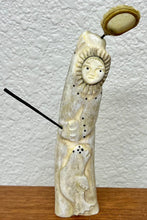 Load image into Gallery viewer, Bone carving