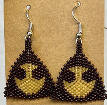 Load image into Gallery viewer, Beaded Ulu Earrings
