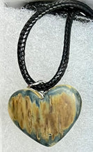 Load image into Gallery viewer, Ivory Heart Necklace
