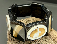 Load image into Gallery viewer, Ivory bracelet
