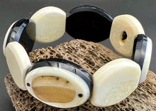 Load image into Gallery viewer, Ivory bracelet
