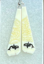 Load image into Gallery viewer, Ivory Etching Earrings
