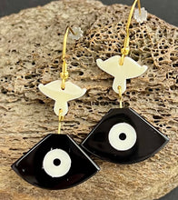 Load image into Gallery viewer, Ivory &amp; Baleen Earrings
