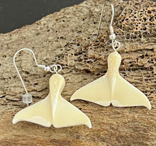 Load image into Gallery viewer, Ivory &amp; Baleen Earrings
