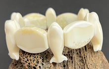 Load image into Gallery viewer, Ivory bracelet
