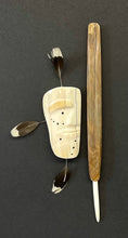 Load image into Gallery viewer, Ivory carving
