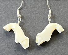 Load image into Gallery viewer, Ivory earrings
