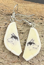 Load image into Gallery viewer, Ivory earrings
