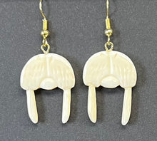 Load image into Gallery viewer, Ivory earrings
