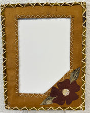 Load image into Gallery viewer, Birch frame
