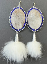 Load image into Gallery viewer, Earrings
