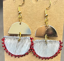 Load image into Gallery viewer, Earrings

