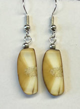 Load image into Gallery viewer, Earrings
