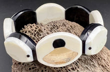 Load image into Gallery viewer, Ivory bracelet
