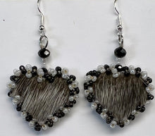 Load image into Gallery viewer, Heart earrings
