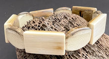 Load image into Gallery viewer, Ivory bracelet

