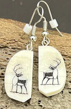 Load image into Gallery viewer, Etching Ivory Earrings
