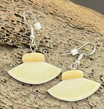 Load image into Gallery viewer, Ivory Ulu Earrings
