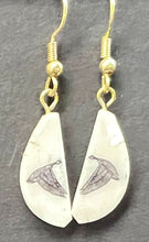 Load image into Gallery viewer, Etching Ivory Earrings
