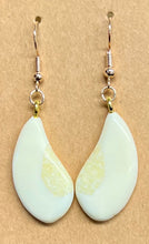 Load image into Gallery viewer, Ivory  Earrings
