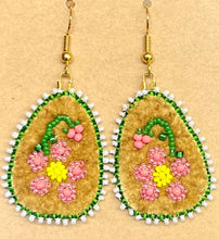 Load image into Gallery viewer, Beaded Earrings
