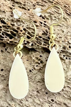 Load image into Gallery viewer, Ivory  Earrings
