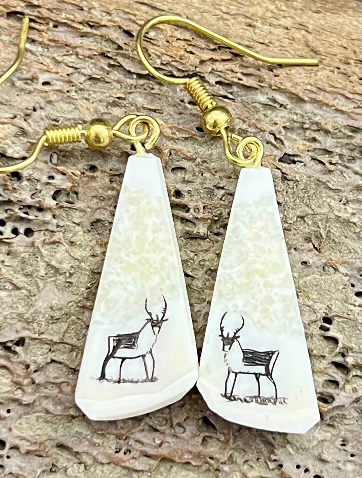 Etching Ivory Earrings