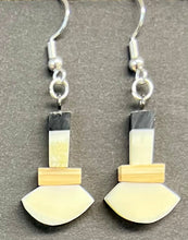Load image into Gallery viewer, Ulu Earrings
