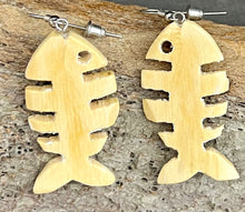 Load image into Gallery viewer, Ivory earrings

