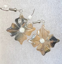 Load image into Gallery viewer, Ivory Flower Earrings
