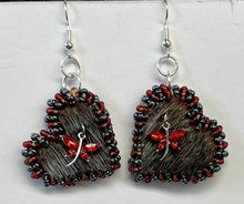 Load image into Gallery viewer, Heart earrings
