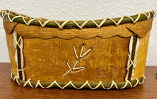 Load image into Gallery viewer, Birch Bark Basket Flower Design

