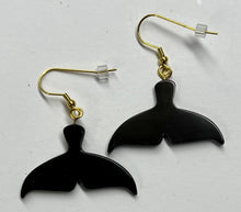 Load image into Gallery viewer, Whale&#39;s Tail Earrings
