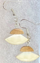 Load image into Gallery viewer, Ulu Earrings
