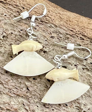 Load image into Gallery viewer, Ulu Earrings
