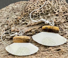 Load image into Gallery viewer, Ivory Ulu Earrings
