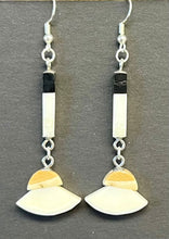 Load image into Gallery viewer, Ulu Earrings
