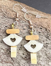 Load image into Gallery viewer, Ulu Earrings
