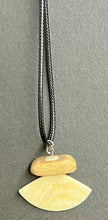 Load image into Gallery viewer, Ivory necklace
