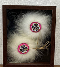 Load image into Gallery viewer, Polar Bear Yo-yo&#39;s
